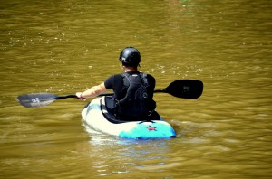 kayaker-83055_1280